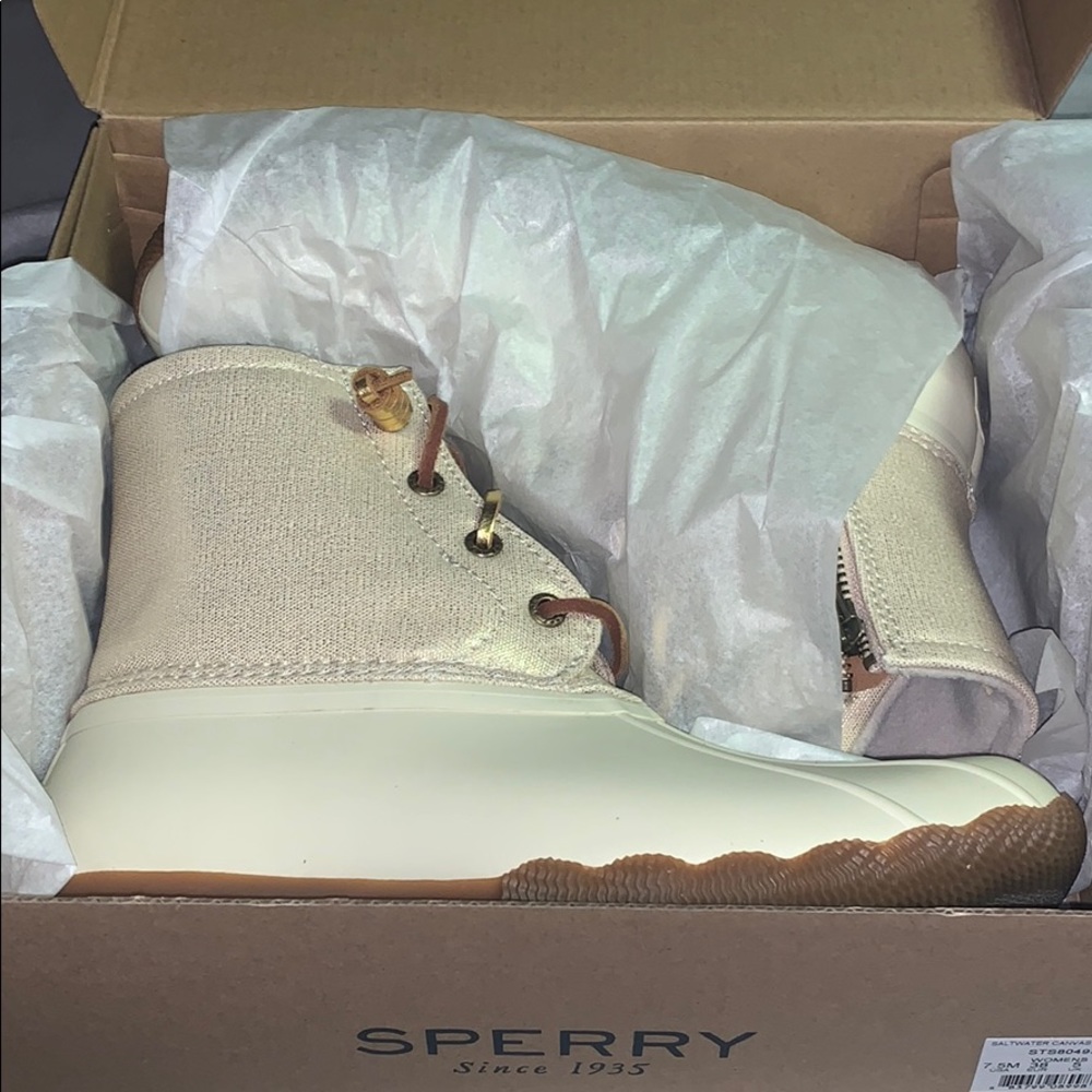 Sperry duck boots